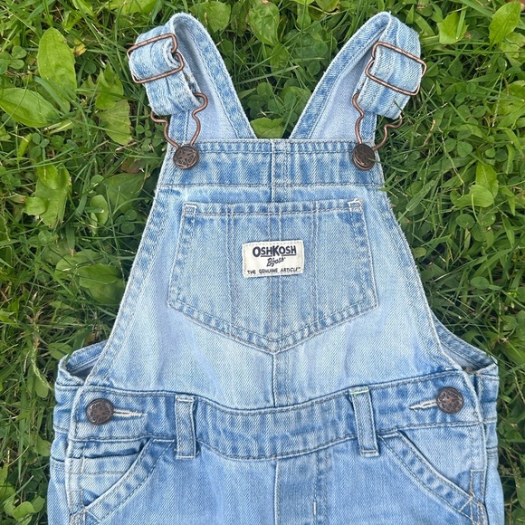 Vintage Oshkosh B’Gosh Toddler Girls Vestbak Denim Bibs Overalls Size 18M Cotton - Picture 3 of 8